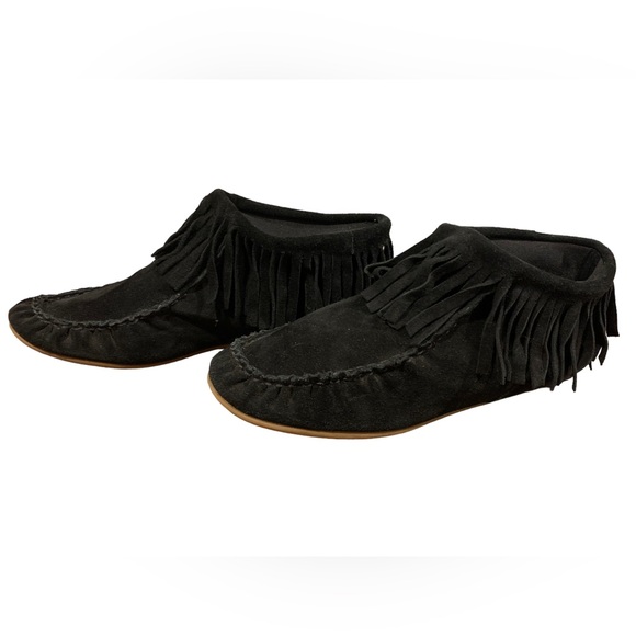 Bettye by Bettye Muller Women's Tango Bootie (like a moccasin) - Picture 2 of 6